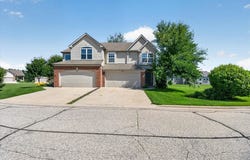 6582 Kristines Way, South Beloit, IL 61080