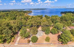 237 Lakeview Circle, Jefferson, TX 75657