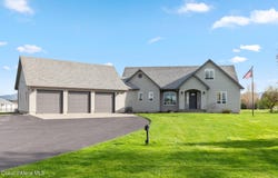 7082 E Poleline Ave, Post Falls, ID 83854