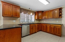 159 Braemoor Rd, Brockton, MA 02301