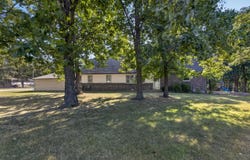 3900 E Graybill Road, Sturgeon, MO 65284