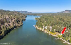 20967 N Cochran Ln, Rathdrum, ID 83858