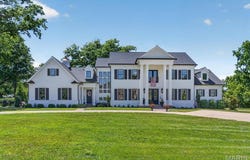 3033 Fallbrook Drive, St Louis, MO 63131