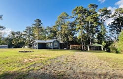 245 Woodcrest Drive, Hemphill, TX 75948