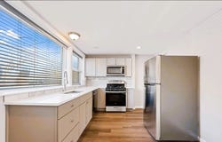 50 E 37th Street, Chicago, IL 60653