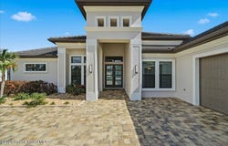 8719 Serrano Circle, Melbourne, FL 32940