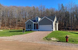 250 Larrow Drive, Williston, VT 05495