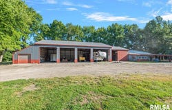 1850 S Camp Butler Road, Springfield, IL 62707
