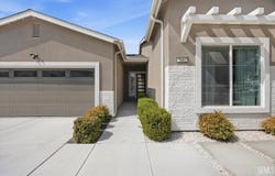 5902 Ocean Jasper Drive, Bakersfield, CA 93313
