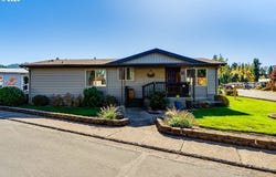 658 S 57TH St, Springfield, OR 97478