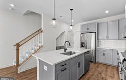 43841 VENETIAN Square, ASHBURN, VA 20147