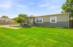 936 Apache Drive, De Leon, TX 76444