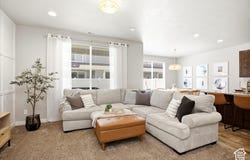 288 S 600 W, Centerville, UT 84014