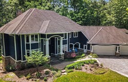 6311 Cobblestone Lane, Dexter, MI 48130