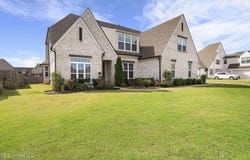 13377 Berkstone Loop, Olive Branch, MS 38654