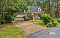 105 Blackthorne Circle, Daphne, AL 36526