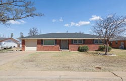 43 Fannin Drive, Tulia, TX 79088