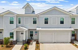 218 Date Palm Lane, Freeport, FL 32439