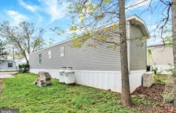 12 MOBILE Drive, THOMASVILLE, PA 17364