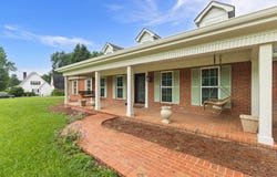 73 Mayfield Rd, Laurel, MS 39443
