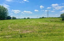 874 Daulton Dr., Tipton, IA 52772