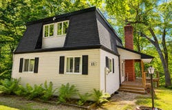 11 Chairtree Court, Putnam, IL 61560