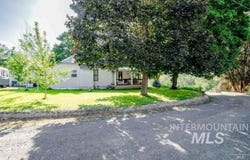 201 Tiffany Ln, Culdesac, ID 83524