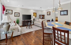 73 Saratoga Road, Schenectady, NY 12302