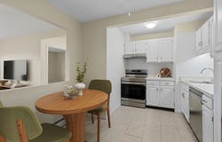 5 Linda Ln, Boston, MA 02125