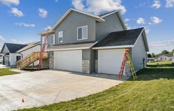 1000 S 11th Ave., Washington, IA 52353