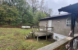 31748 Daisy Dr, Edwards, MO 65326