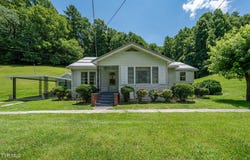 1570 Highway 321, Hampton, TN 37658