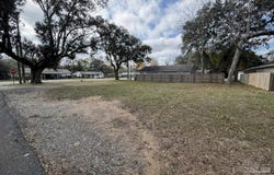 8411 Cherry Ave, Pensacola, FL 32534