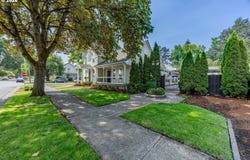 1221 JUNIPER St, JunctionCity, OR 97448
