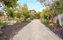 9338 Crow Canyon Rd, Castro Valley, CA 94552