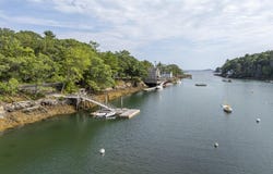 84 Samoset Trail, Boothbay, ME 04544