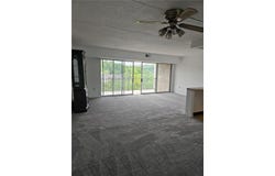 2160 Greentree Rd, Pittsburgh, PA 15220