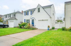 446 Maynard Drive, Buffalo, NY 14226