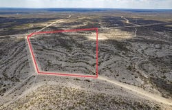 1027 Lobo, Comstock, TX 78837