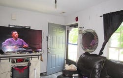 12 Renee Dr, Egg Harbor Township, NJ 08234