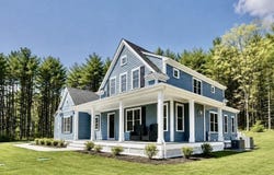 10 Homes Ave, Franklin, MA 02038