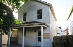 861 8th Ave, Brackenridge, PA 15014
