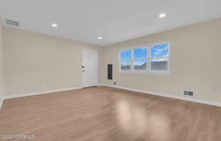 10 Maine Court, Matawan, NJ 07747