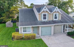19 HEATHERFIELD Way, DOVER, DE 19904