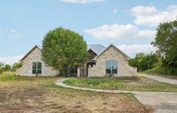 6620 Montgomery Road, Midlothian, TX 76065