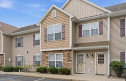2000 Curry Road, Schenectady, NY 12303