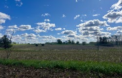 BEAR LAKE Road, MANAWA, WI 54949