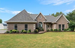 23365 Branson RD, Poteau, OK 74953