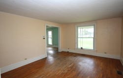 304 E Prairie Street, Vicksburg, MI 49097