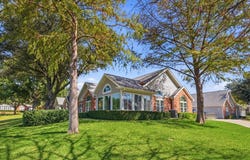 6137 Haley Lane, Fort Worth, TX 76132